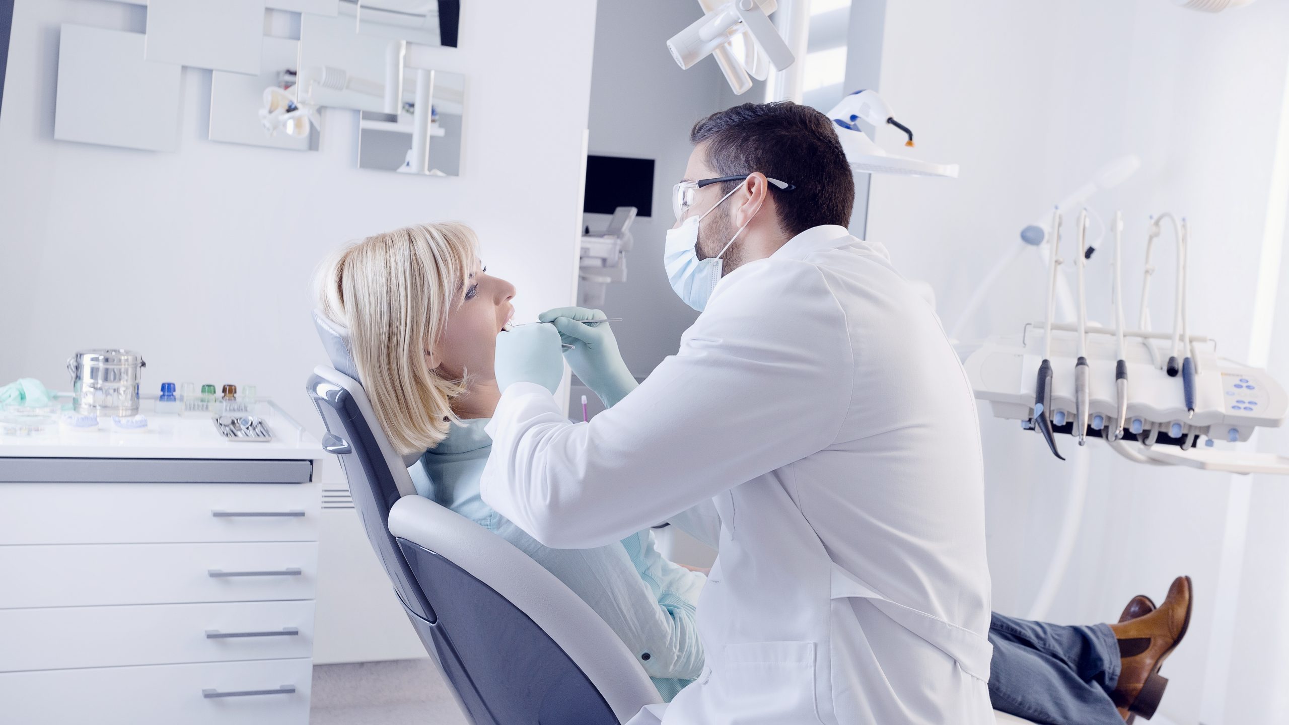Dentist in Marina Del Rey, CA